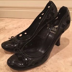 SINELA Black Patent Leather Pump Heels Bows EU36